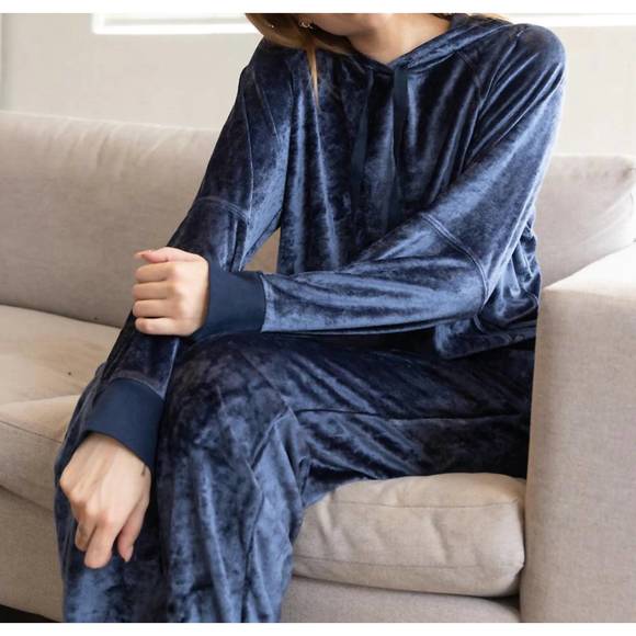 NEW STATESIDE bamboo velour sweatpant in blue - Picture 6 of 6